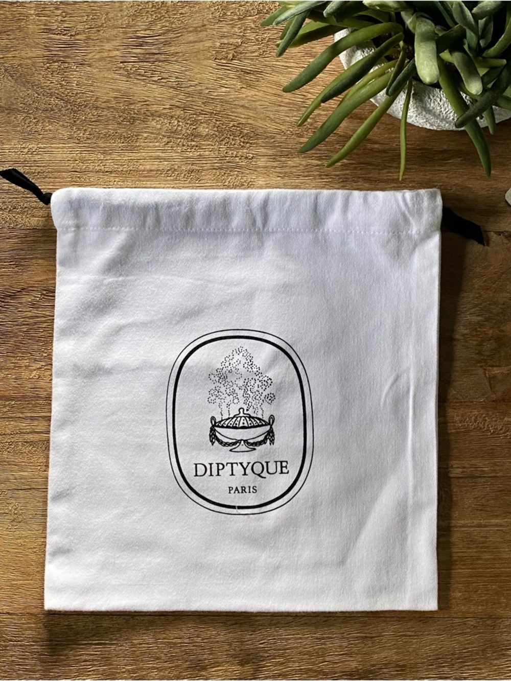 DIPTYQUE - White Logo Drawstring Dust Bag